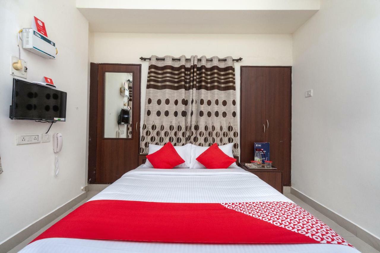 Oyo 22019 Skye Service Apartments Chennai Exteriör bild