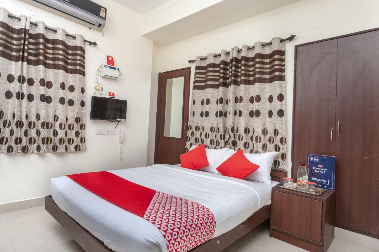 Oyo 22019 Skye Service Apartments Chennai Exteriör bild